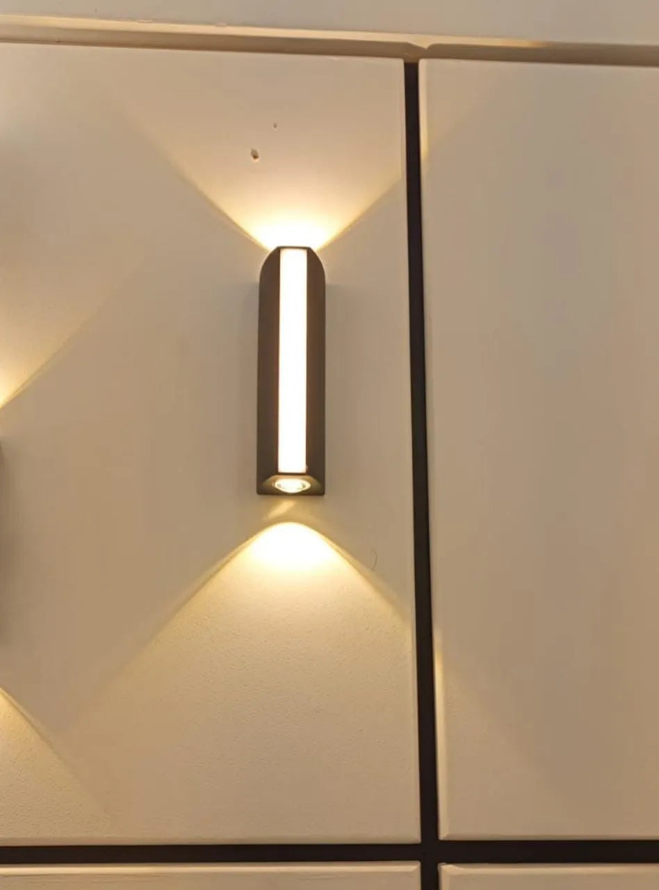 Linear 2 Way LED Light