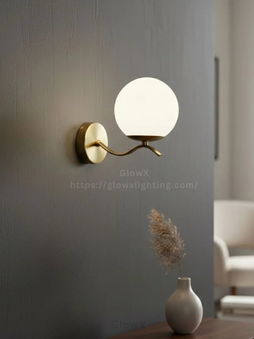 Moon-Curve Sconce Lamp